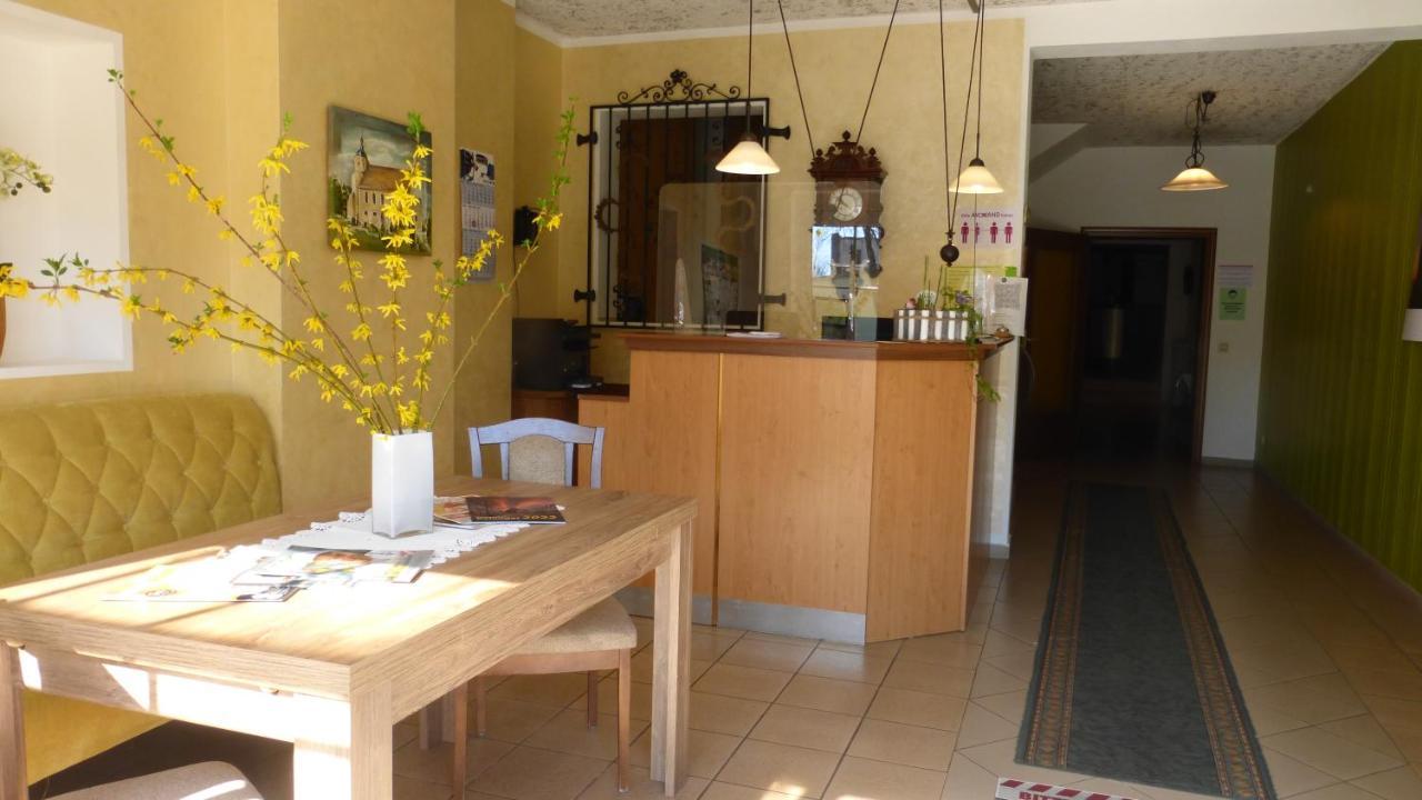 Land-Gut-Hotel Schenkenberger Hof Делич Экстерьер фото