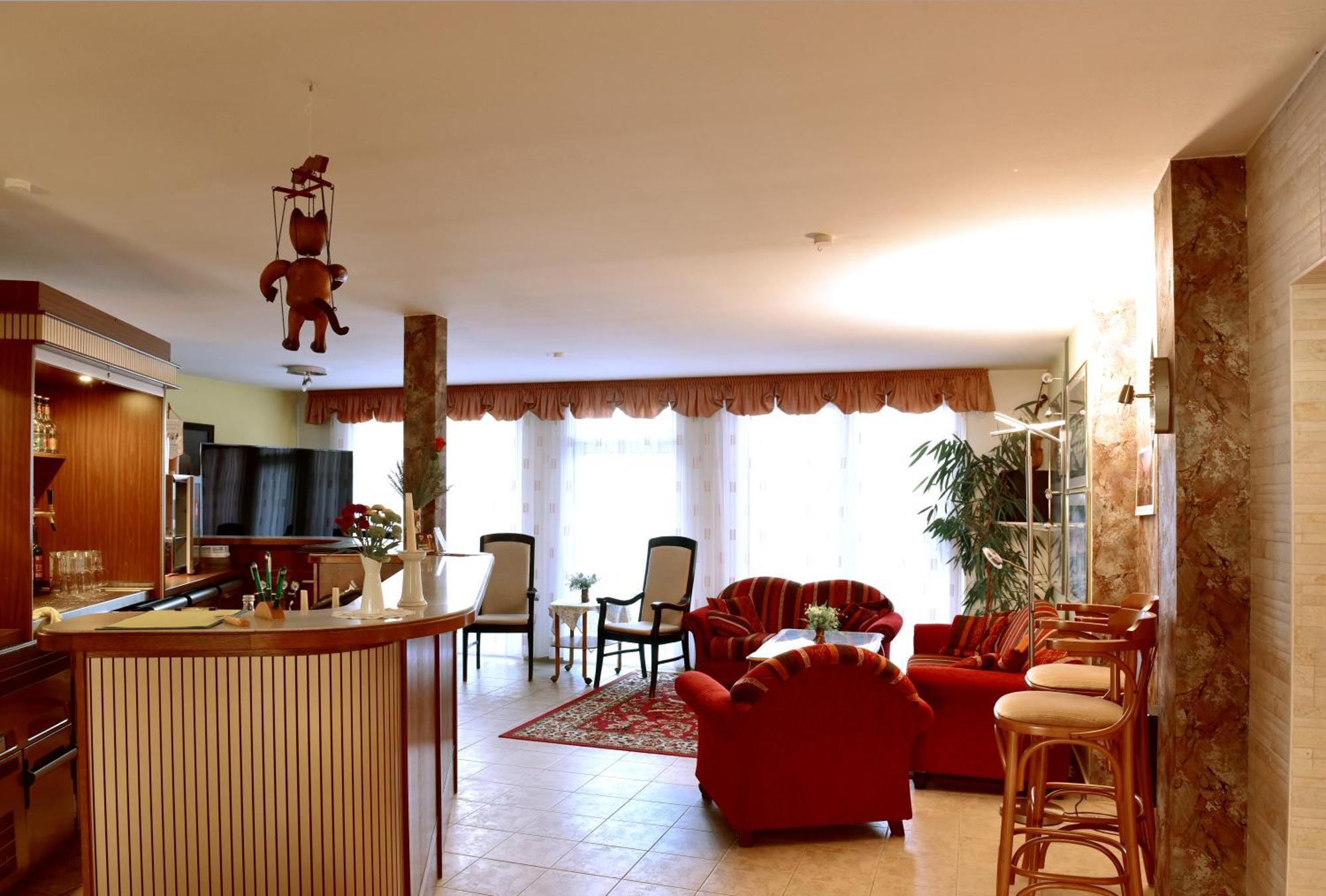 Land-Gut-Hotel Schenkenberger Hof Делич Экстерьер фото