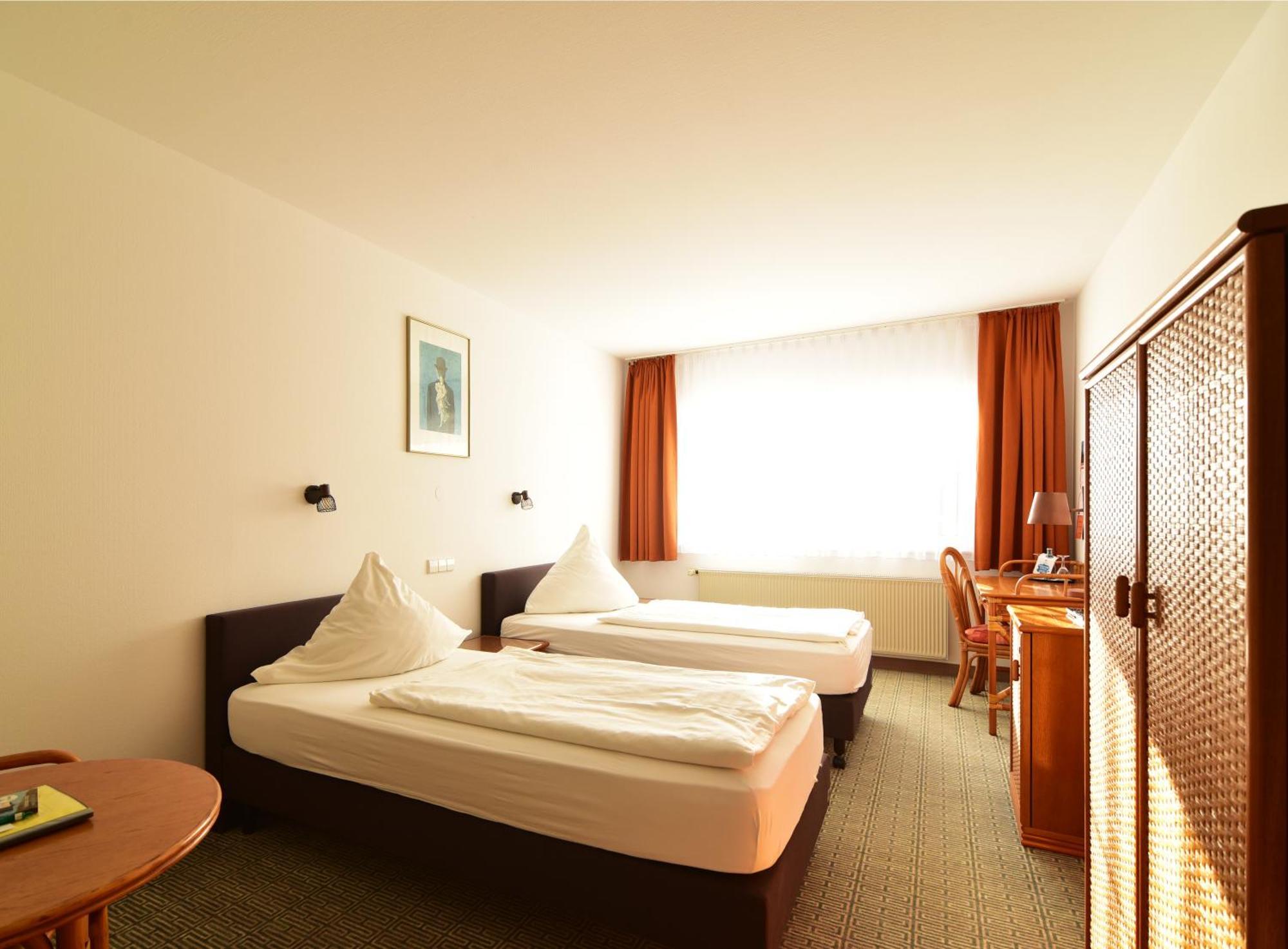 Land-Gut-Hotel Schenkenberger Hof Делич Экстерьер фото
