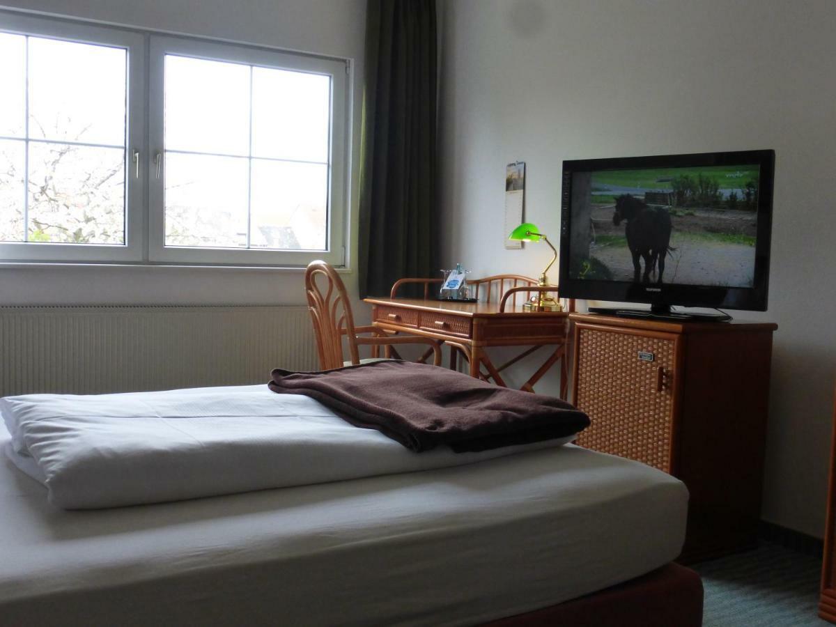 Land-Gut-Hotel Schenkenberger Hof Делич Экстерьер фото